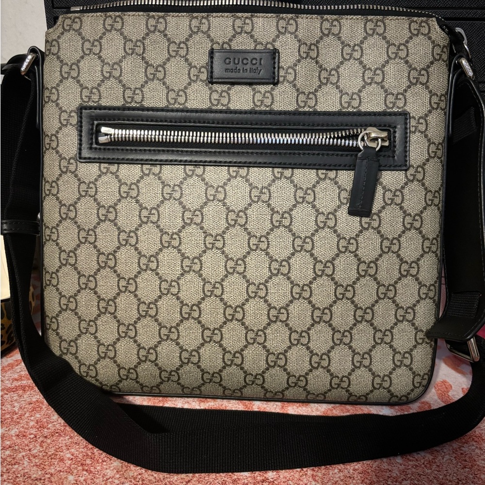 Beautiful Large Gucci Crossbody Bag